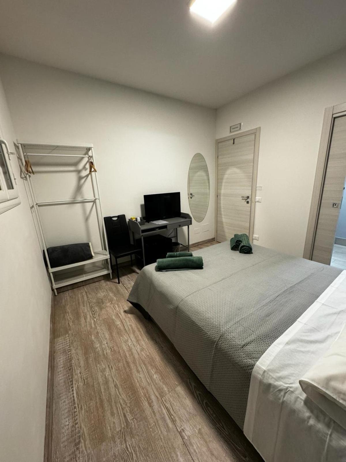 La Casa Del Mandorlo Hotel อากริเจนโต ภายนอก รูปภาพ