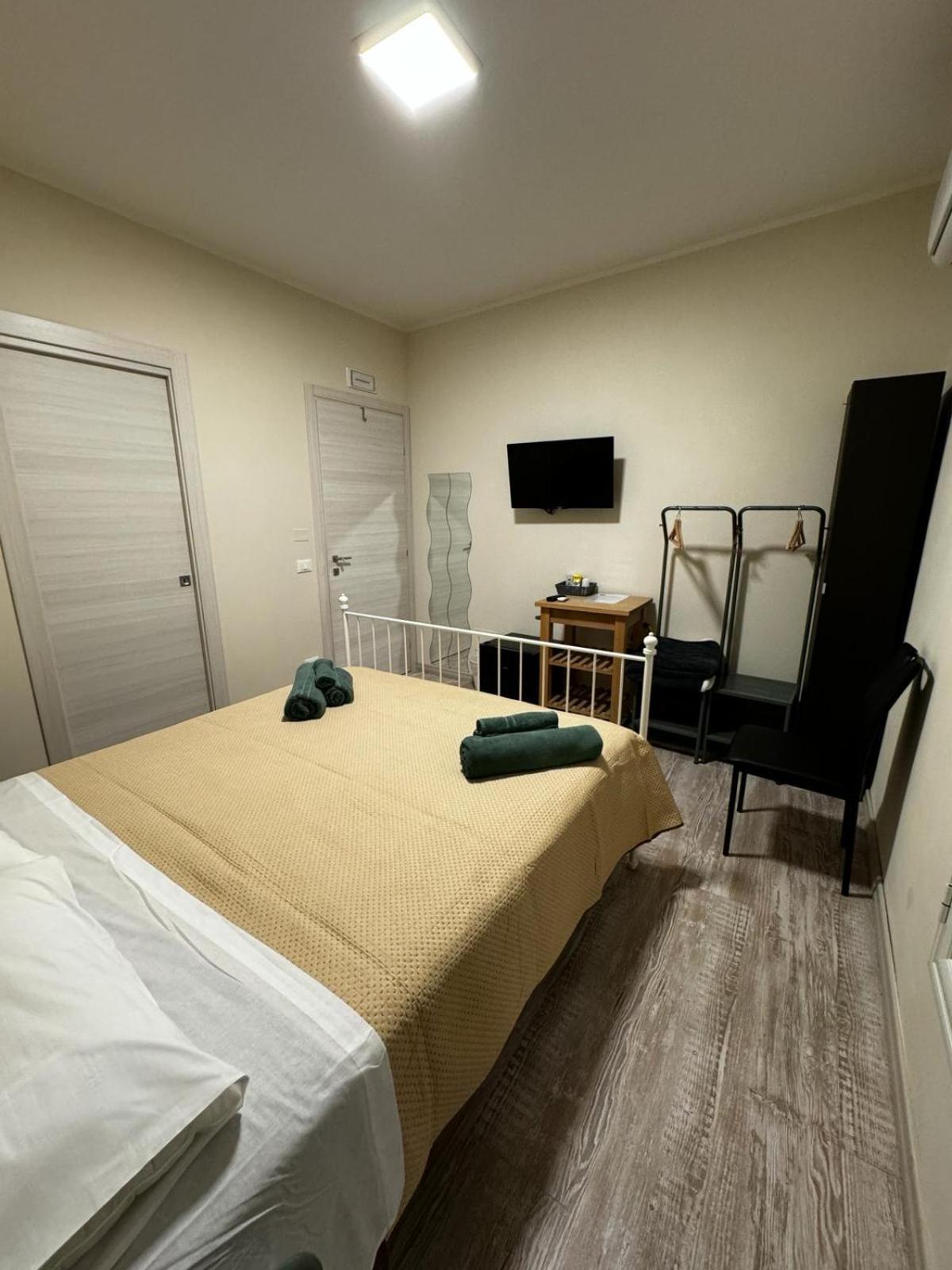 La Casa Del Mandorlo Hotel อากริเจนโต ภายนอก รูปภาพ